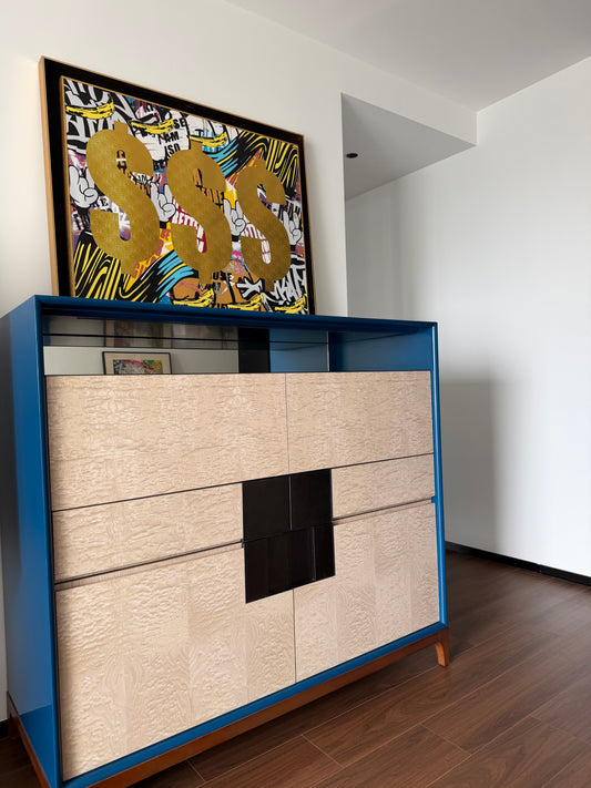 Luxury Flip-Top Hidden Minibar Cabinet | Burl Wood & High Gloss Sideboard Bar Cabinet for Home Living Room & Hotel